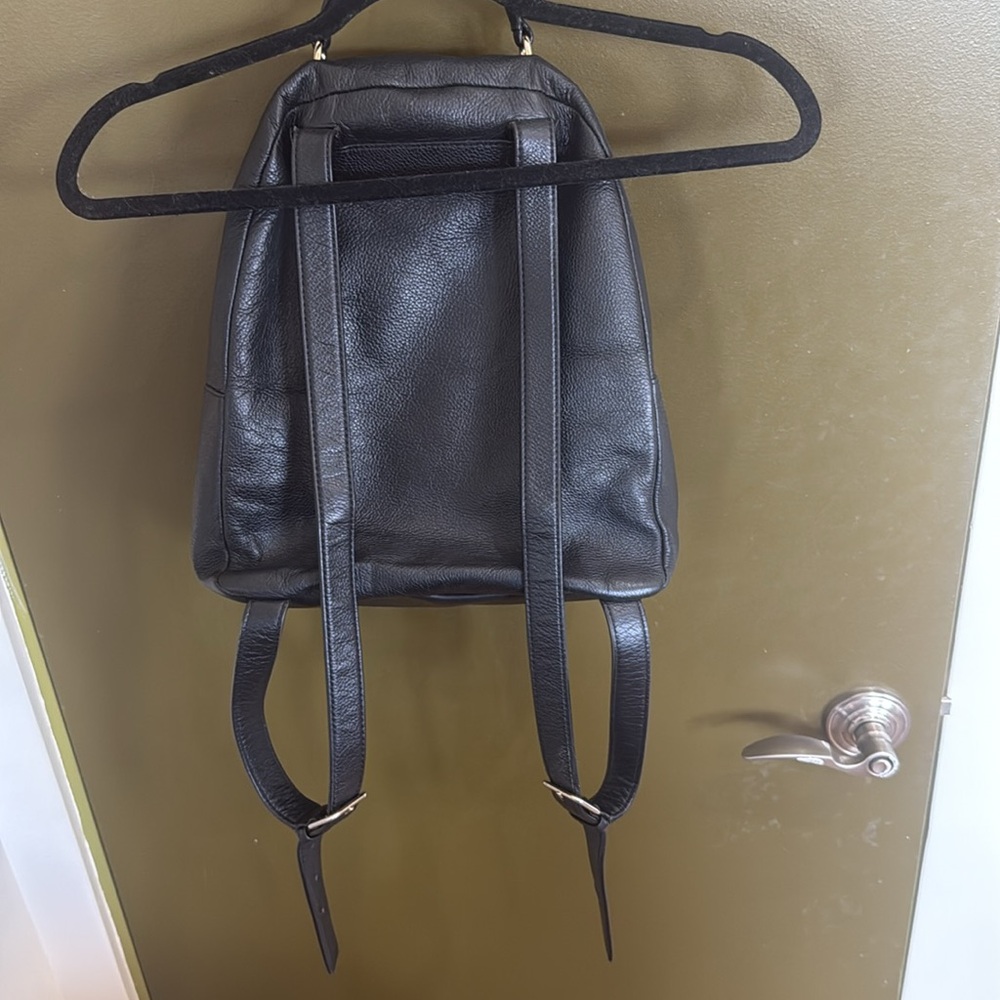 Kate Spade Black Leather Mini Nicole Larchmont Backpack - Picture 4 of 10
